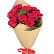 11 red roses in the paper