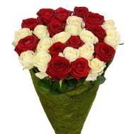 25 red and white roses
