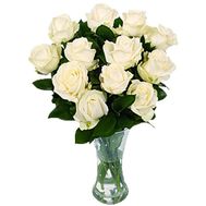 Delicate white roses in a bouquet