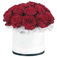 Классическая коробка с розами