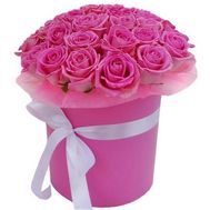 Великолепная коробка из розовых роз