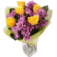 Букет из 5 роз и 4 кустовых хризантем