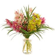 Букет цветов из орхидеи