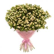 Букет из 51 кустовой розы