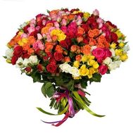 A bunch of 101 bush roses