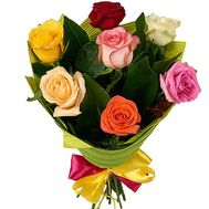 7 роз с оформлением