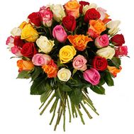 35 разноцветных роз