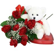 7 роз, игрушка и конфеты