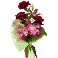 3 розы и лилия