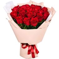 25 roses with greens