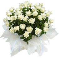 Корзина цветов из 51 белой розы
