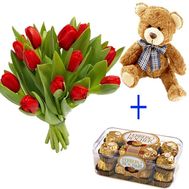 15 тюльпанов, мишка и конфеты