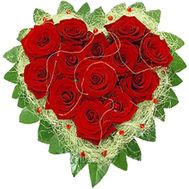 Heart of 13 red roses