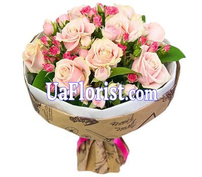 Нежный букет из обычных и кустовых роз Нежный букет из обычных и кустовых роз