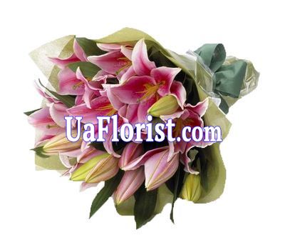 A bunch of flowers of 5 pink lilies A bunch of flowers of 5 pink lilies