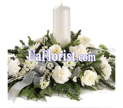 Table composition from candles to New Year