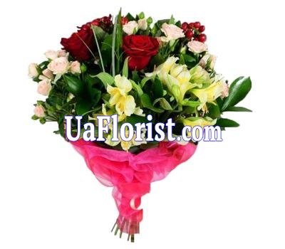 Букет із 7 троянд і 4 альстромерій