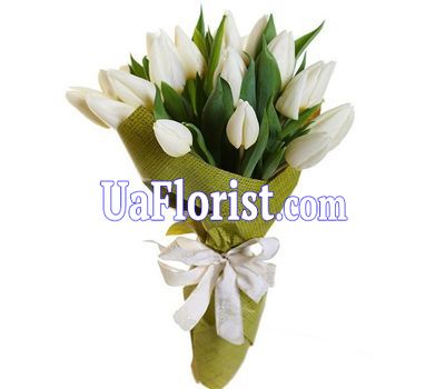 Букет із 17 тюльпанів