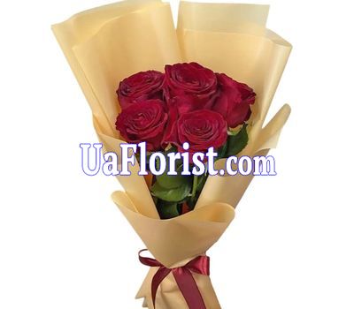 Bouquet of 5 red roses Bouquet of 5 red roses